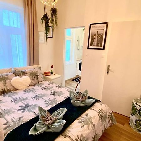 Amazonian Jungle Apartment In 비엔나 외부 사진