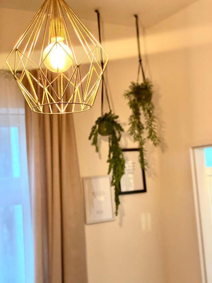Amazonian Jungle Apartment In 비엔나 외부 사진